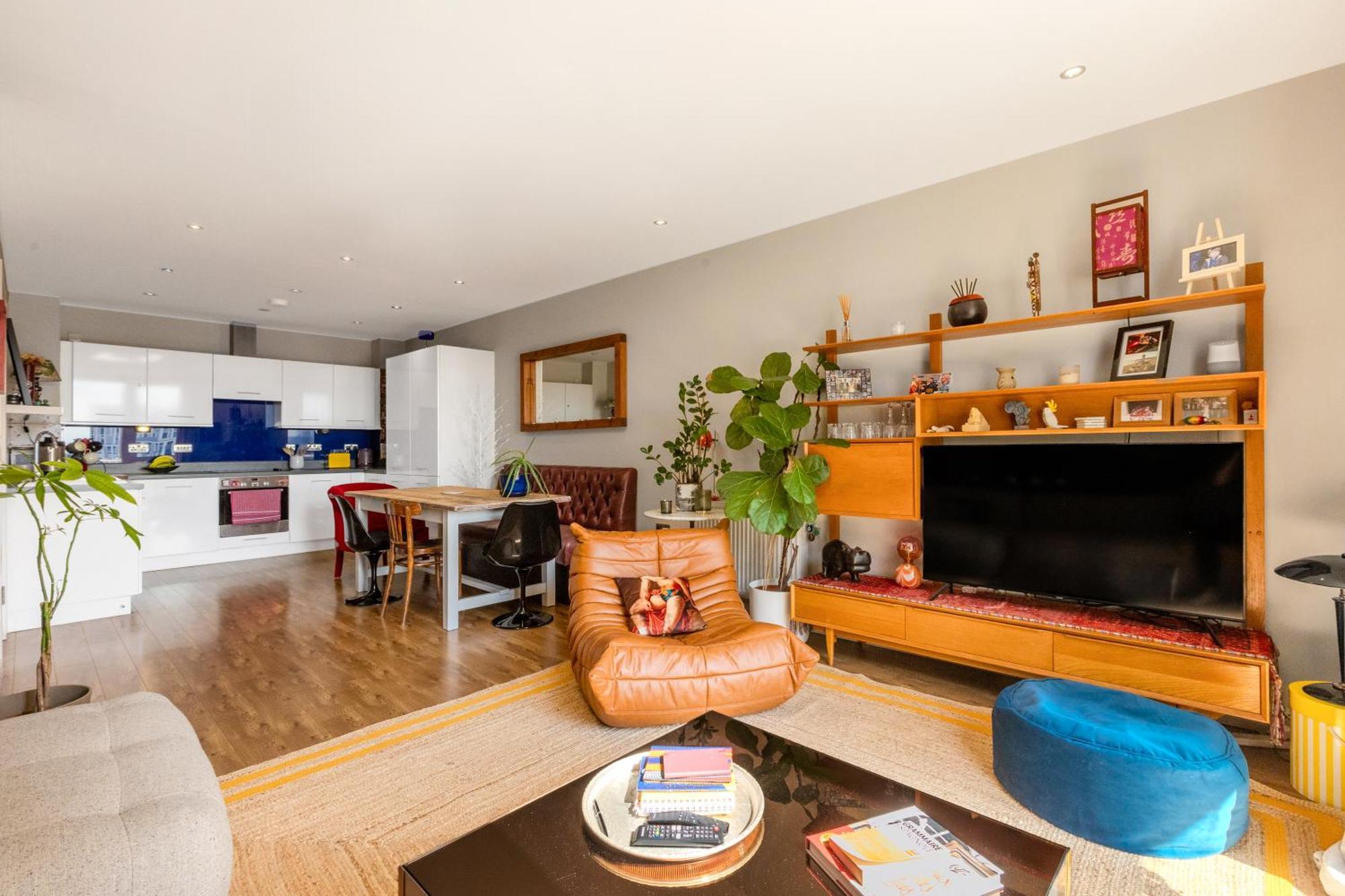 Stylish 1br Apt, 8 Mins To Stratford Station